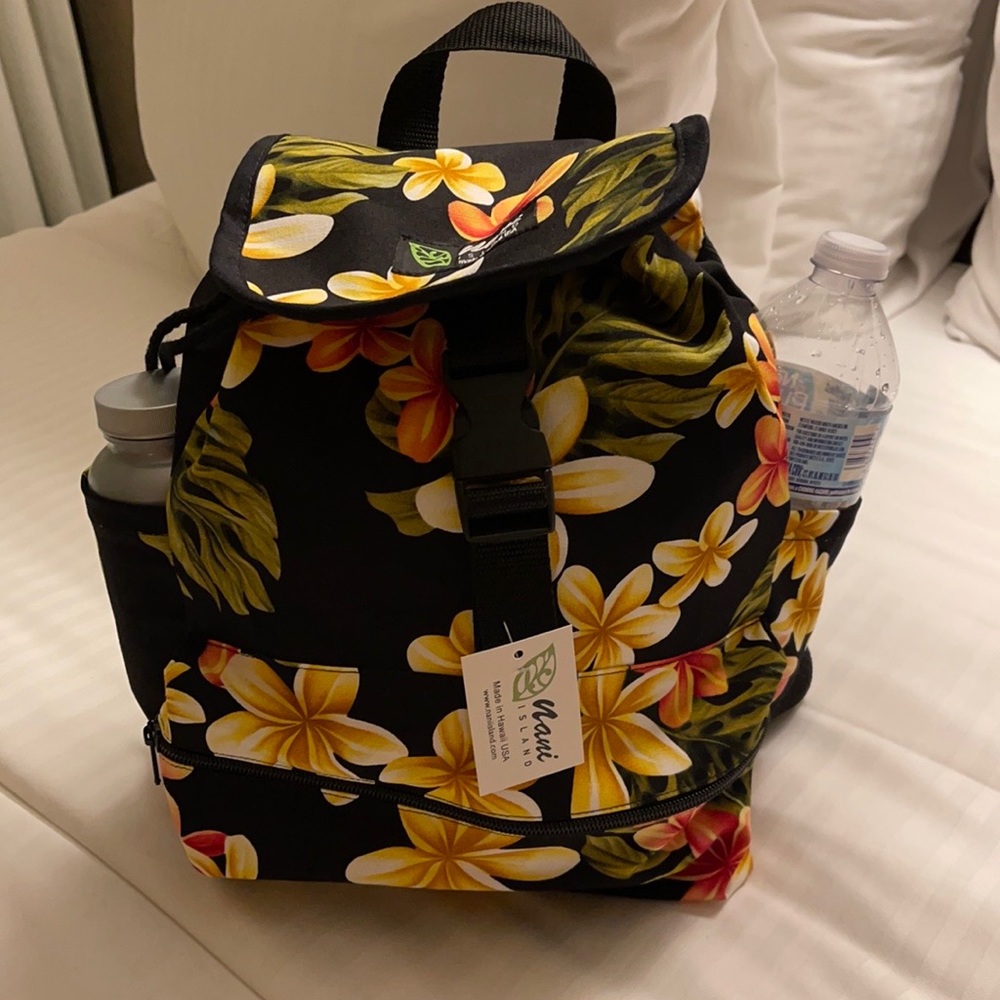 Small/compact backpack - Picture 1 of 5
